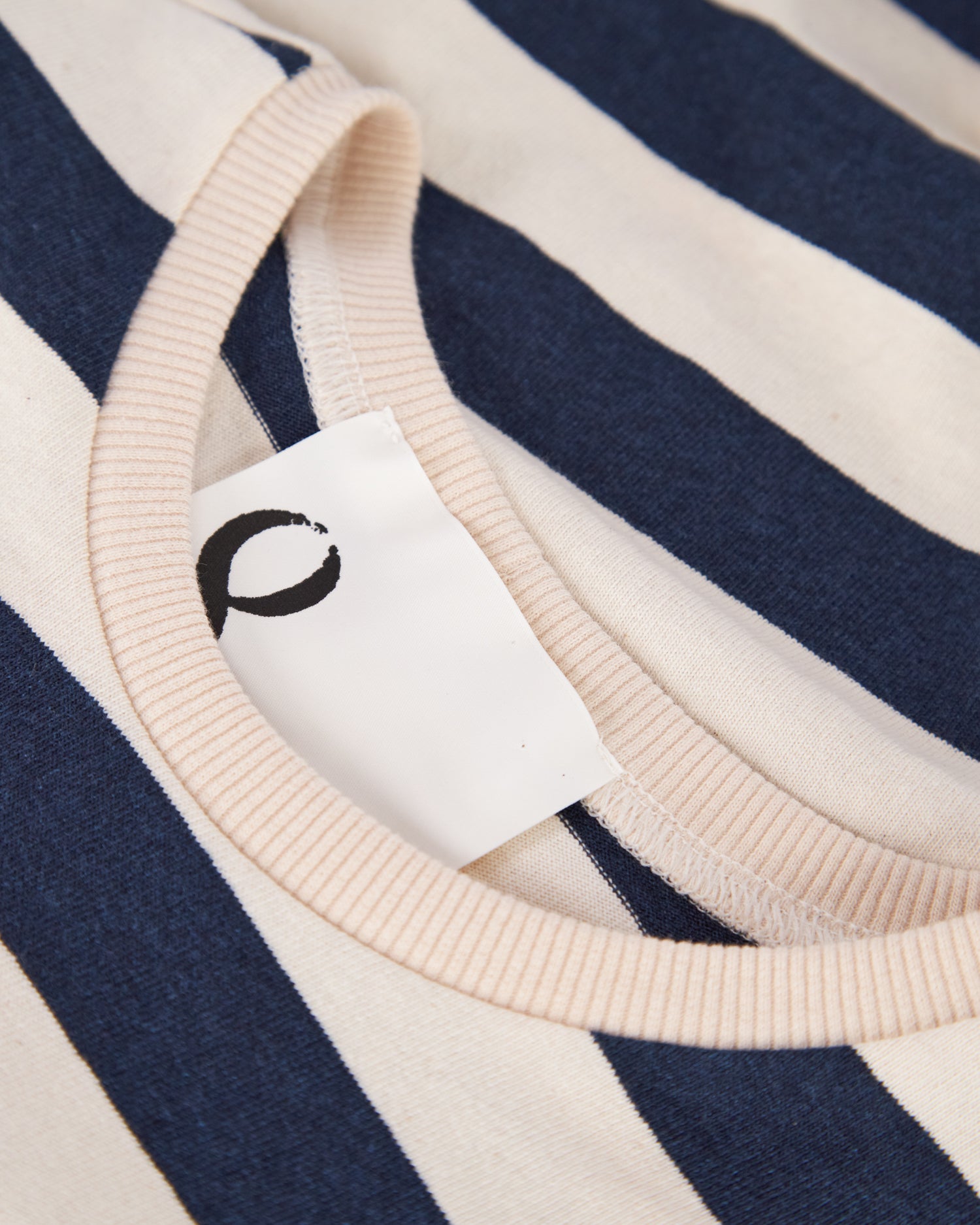 Islamabad T-shirt Blu women 8pm - 4