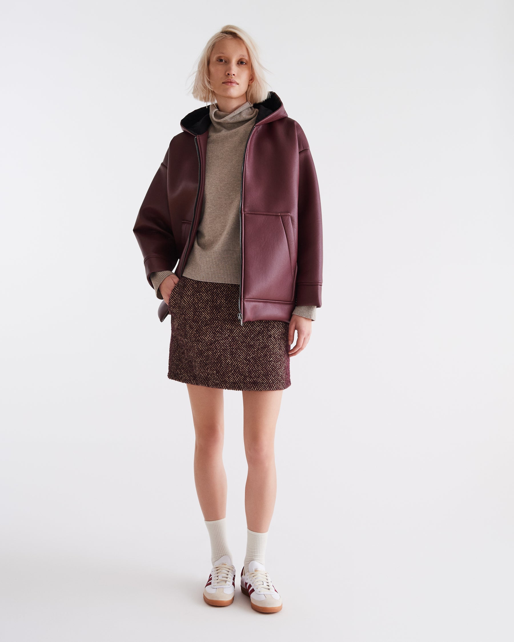 Lagrange Gonna Vino donna 8pm - 1