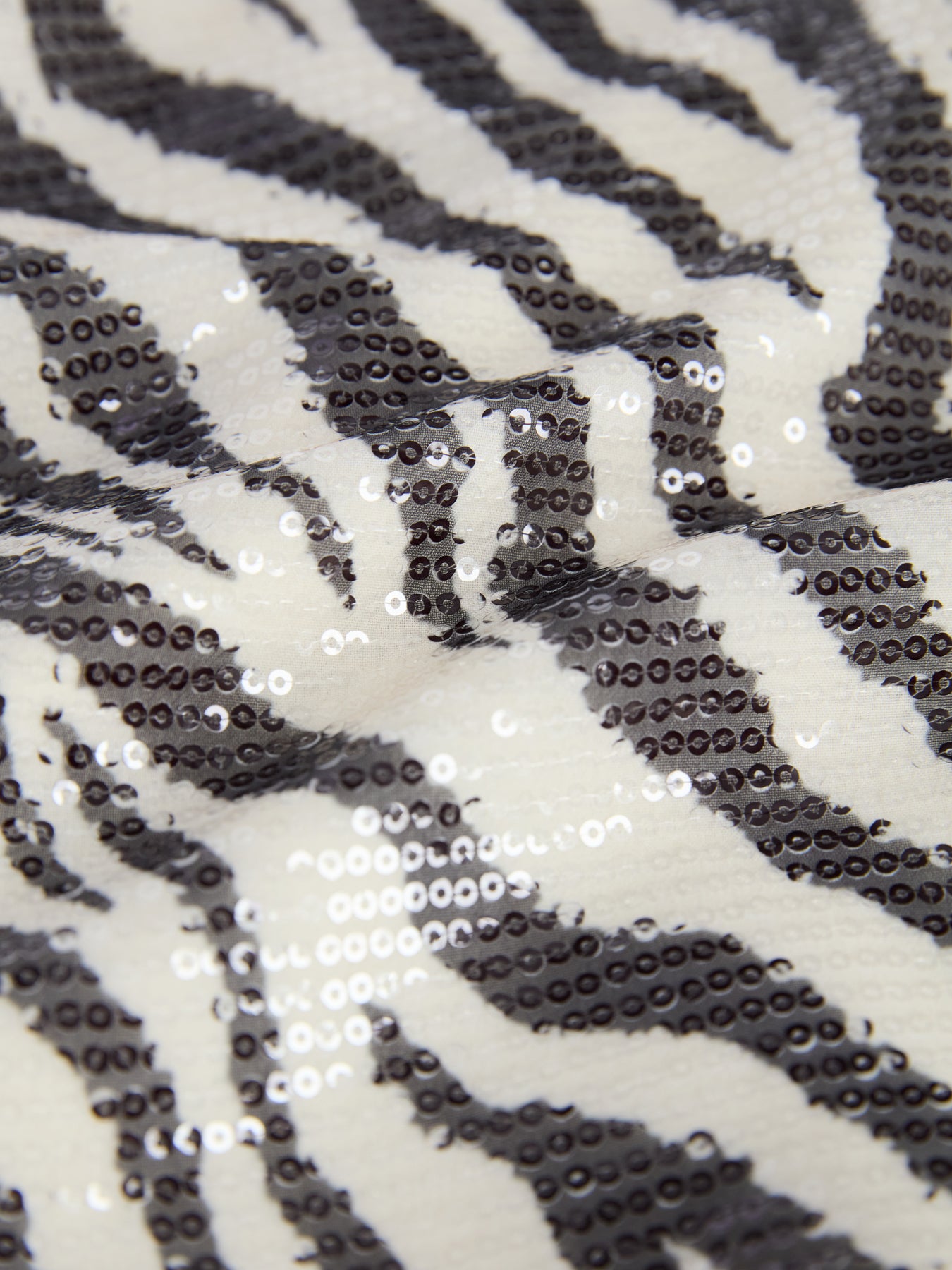 Essex Gonna Nero donna 8pm - 3