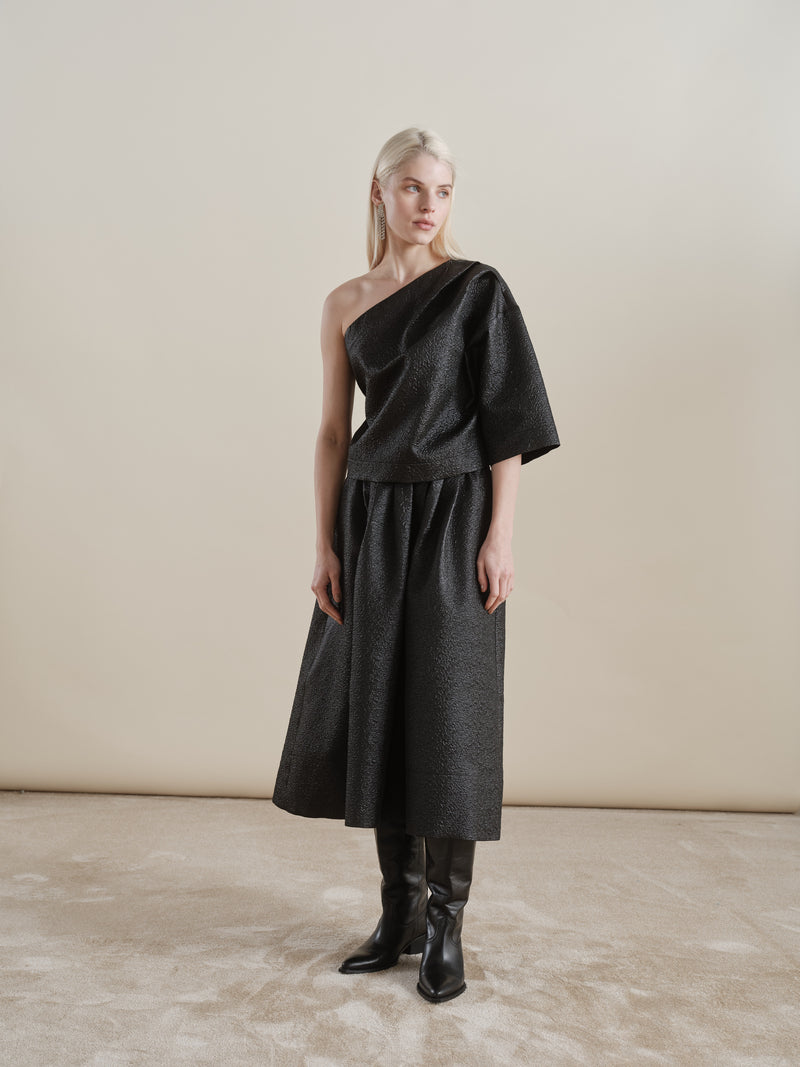 Isla Gonna Nero donna 8pm - 2