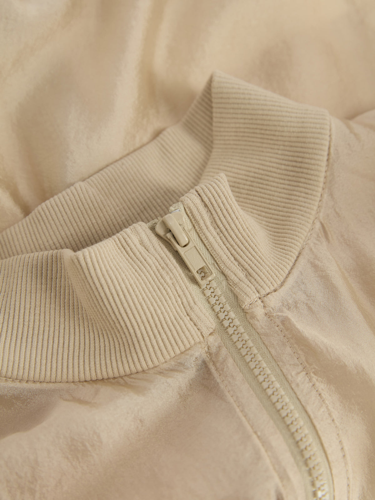 Stephanie Bomber Off White women 8pm - 4